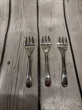 Sheffield England Sterling plated Dessert Forks - Set of 3